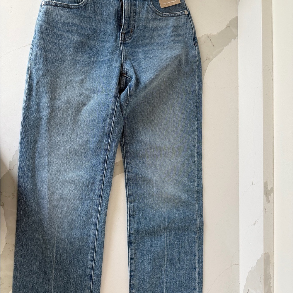 Madewell Women's Curvy 90’s Straight Jeans - Light Blue - Picture 2 of 3